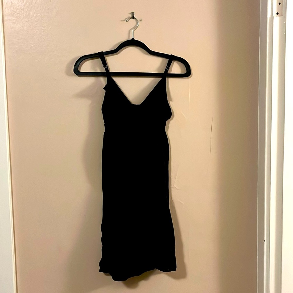 Billabong Black Spaghetti Strap Ruffle Crochet Detail Dress M